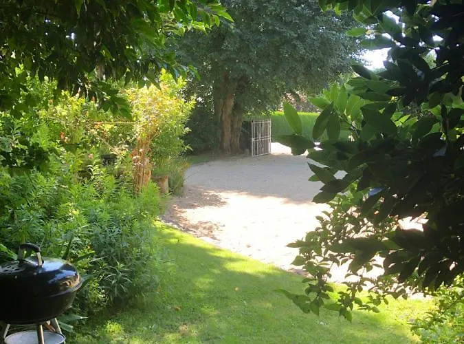 Le Clos Du Mont Jarry Feriehus