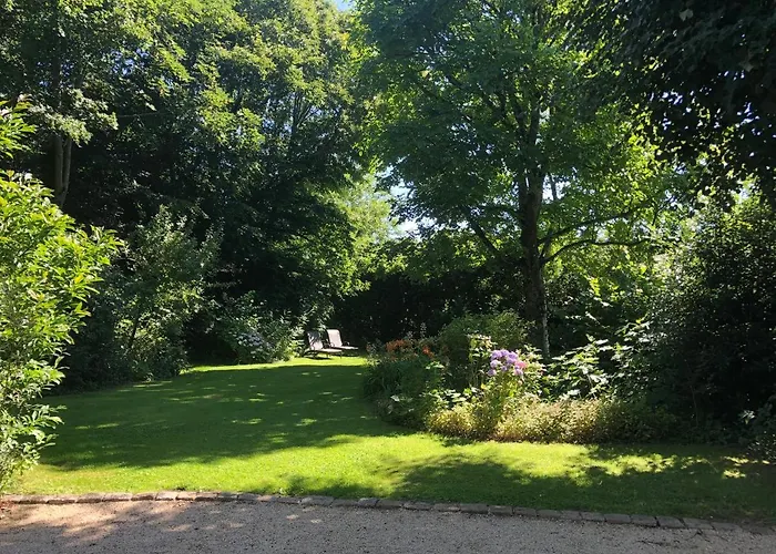 Le Clos Du Mont Jarry * Le Val-Saint-Père